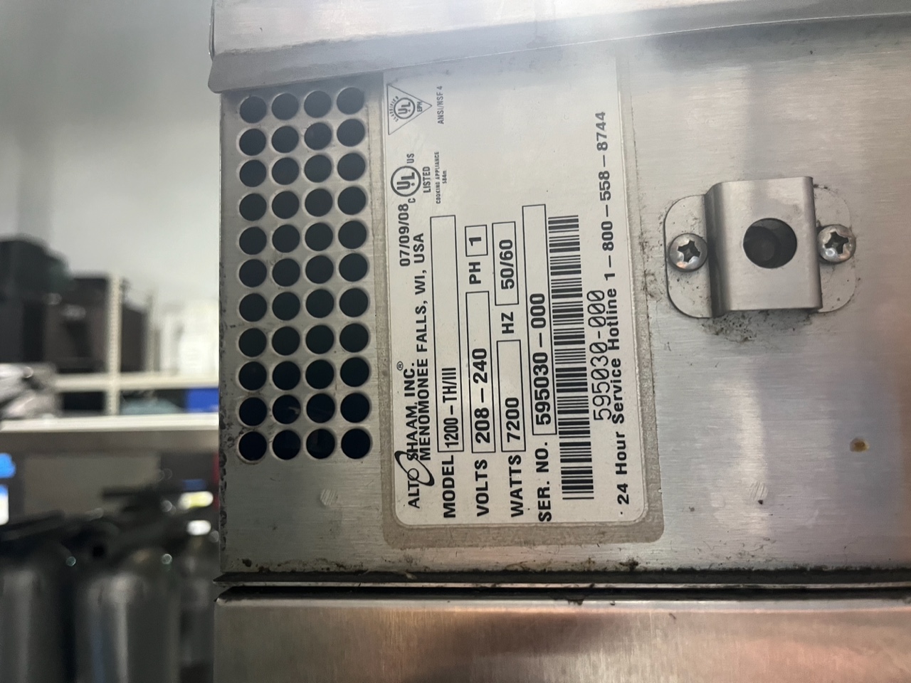 Data plate on Alto-Shaam 1200-TH/III showing model number, 208-240V, 7200W, serial 595030-000, manufactured 07/09/08